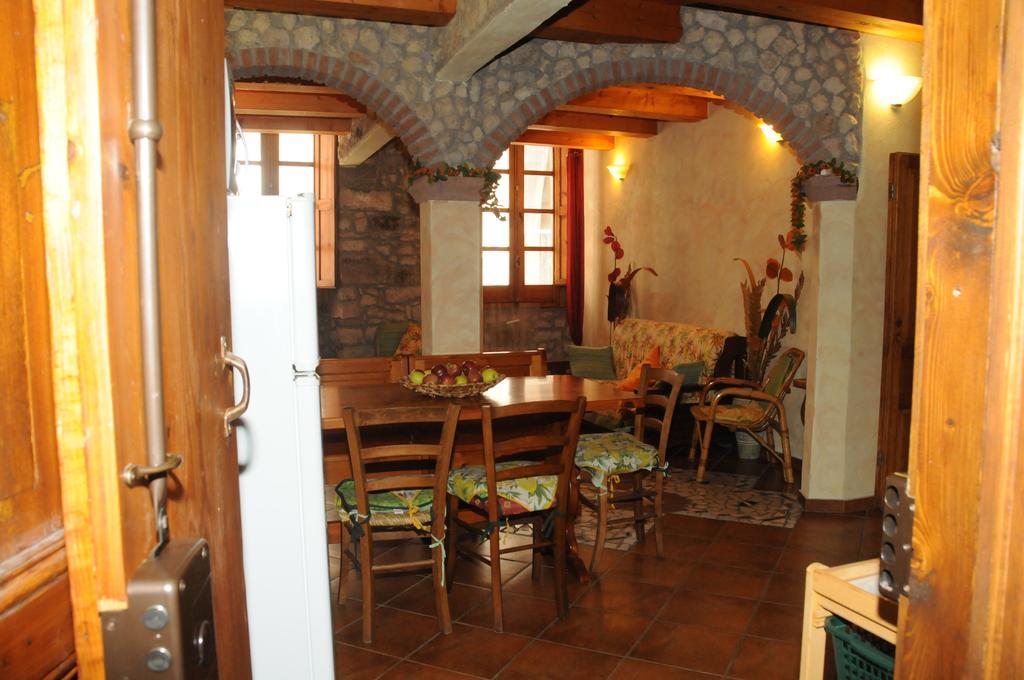 Agriturismo Su'E Lentu Bosa Oda fotoğraf