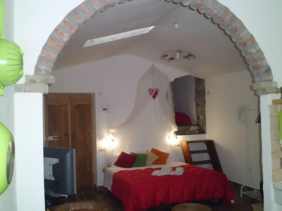 Agriturismo Su'E Lentu Bosa Dış mekan fotoğraf